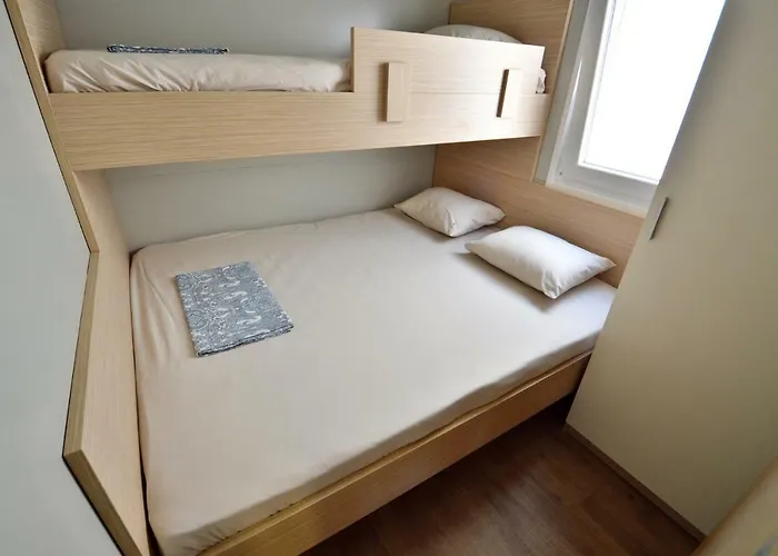 Camping Mobile Cvita Betina (Sibenik-Knin)