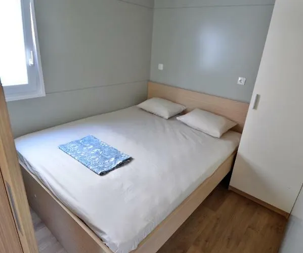 Camping Mobile Cvita Betina (Sibenik-Knin)